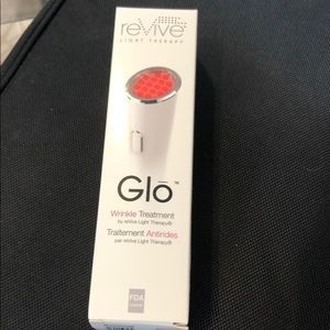Revive Light Therapy Glo wrinkle treatment